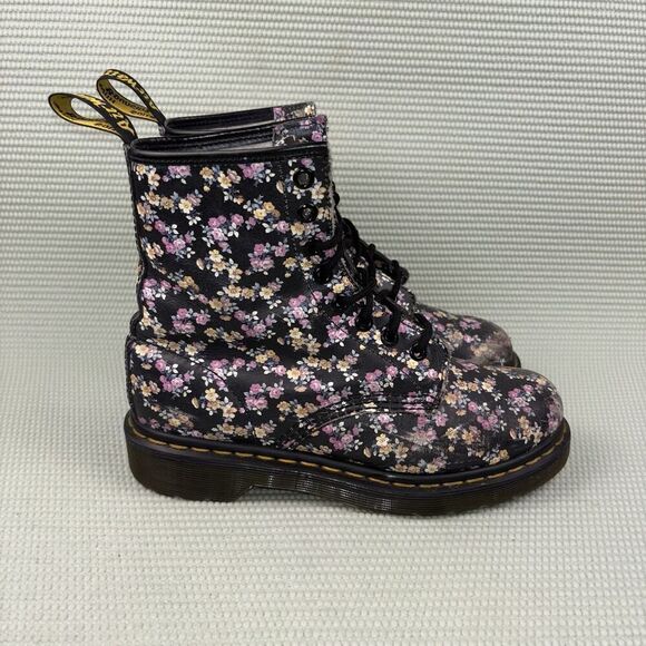Dr. Martens 1460 Floral Smooth Black Leather Combat Boots Womens Size 6 - Picture 1 of 11